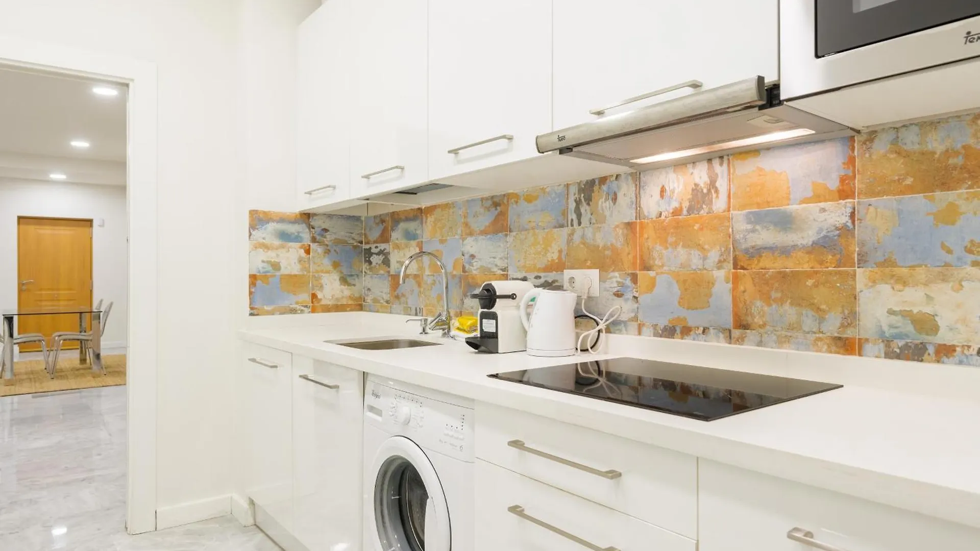 Spacious Functional - 1 Bd 1Bth - City Center Seville 0*,  Spain